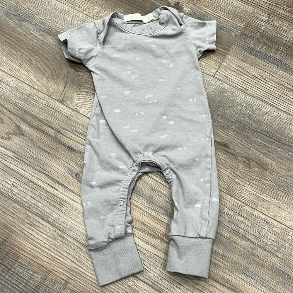 Baby 1 piece romper